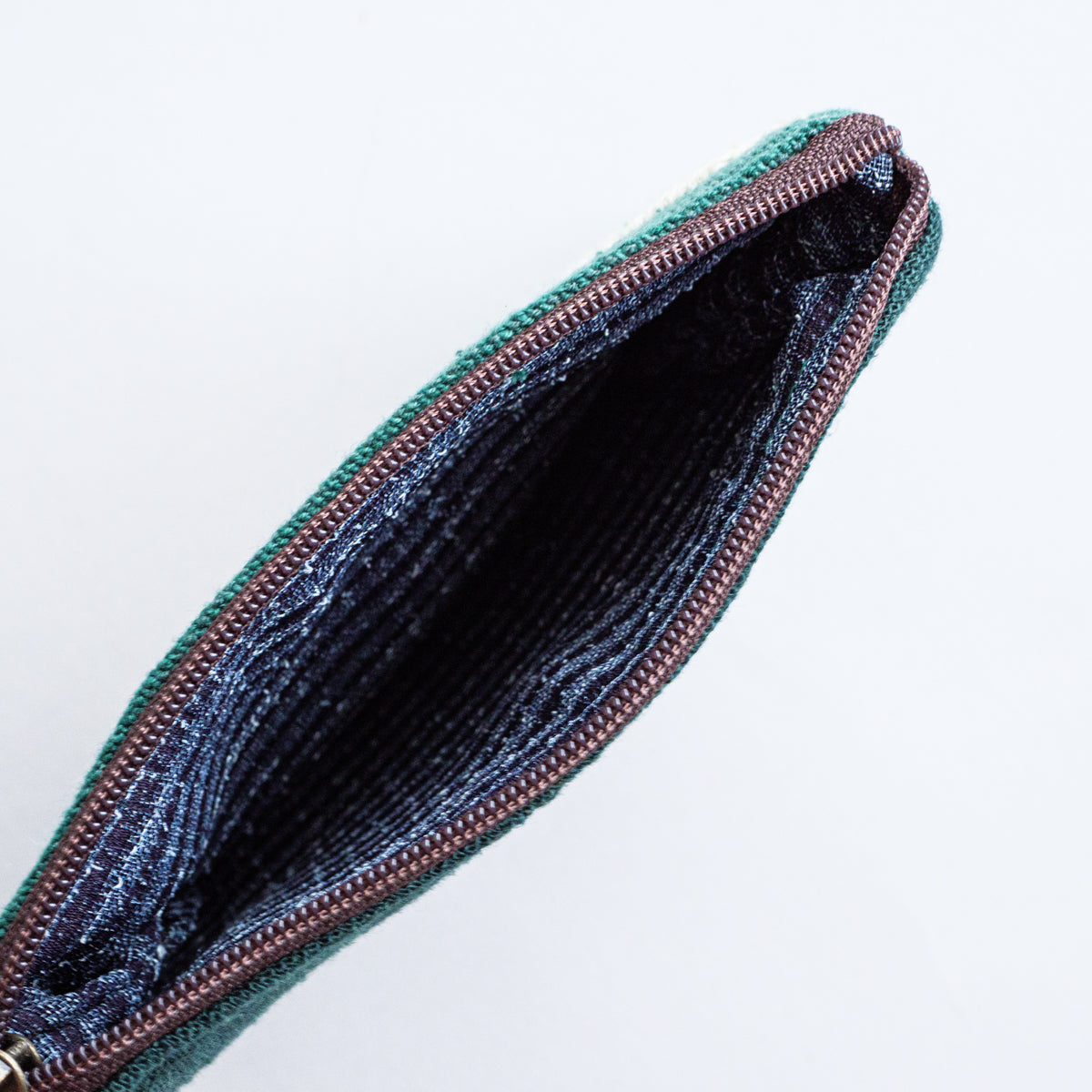 ナガ族手刺繍ポーチ