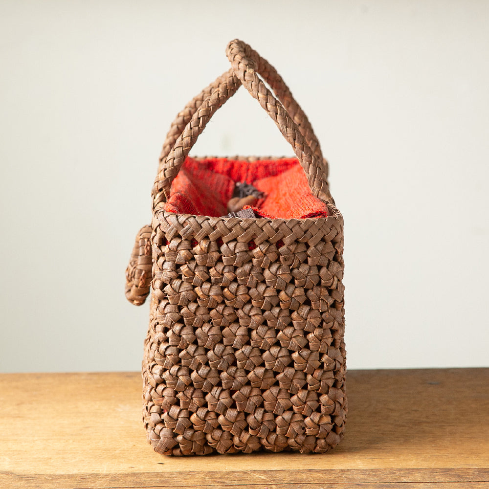 山葡萄バスケット(六角花編み)