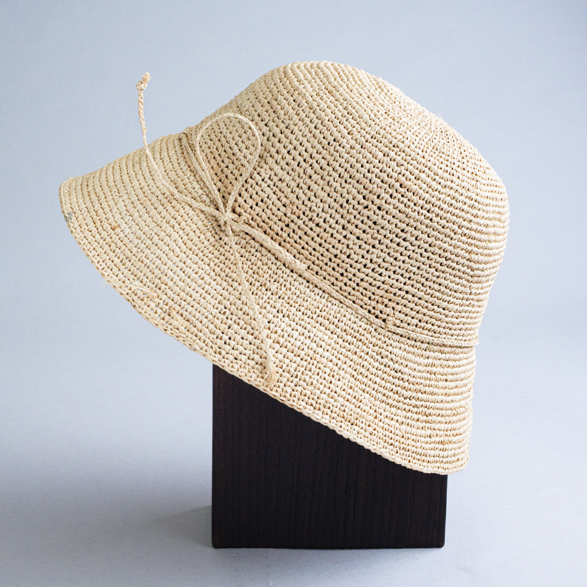 ラフィア手編みハット
