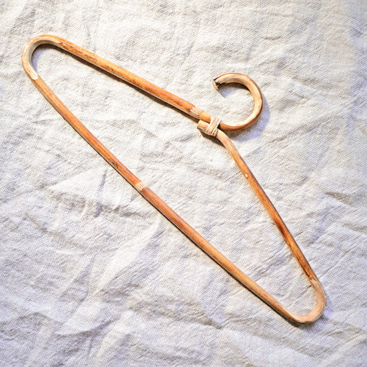 ラタンハンガー