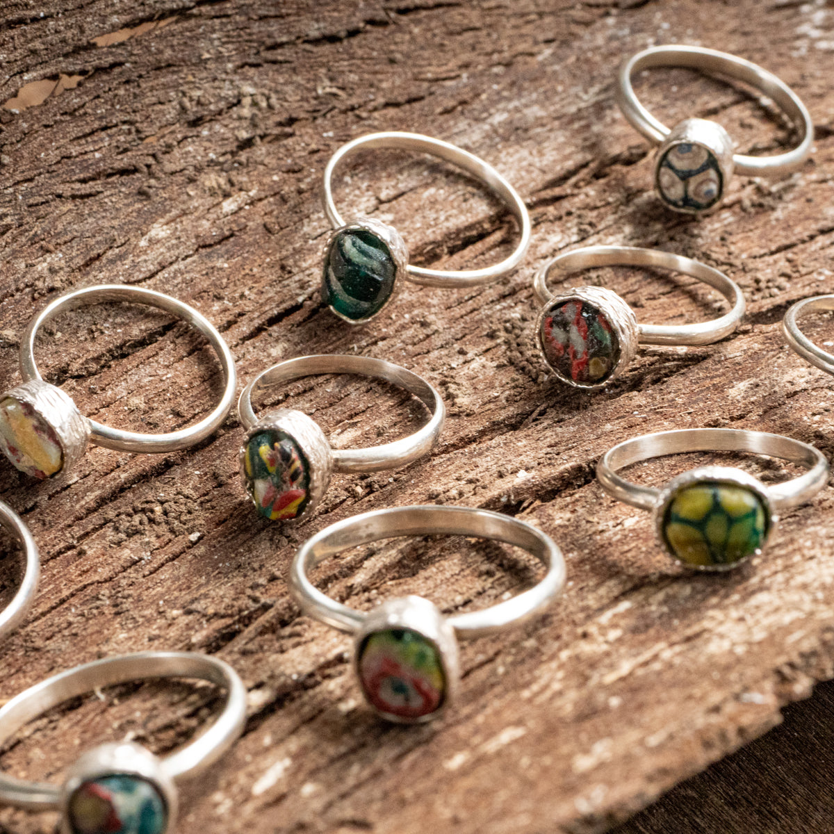 古代ローマンモザイクとんぼ玉片リング