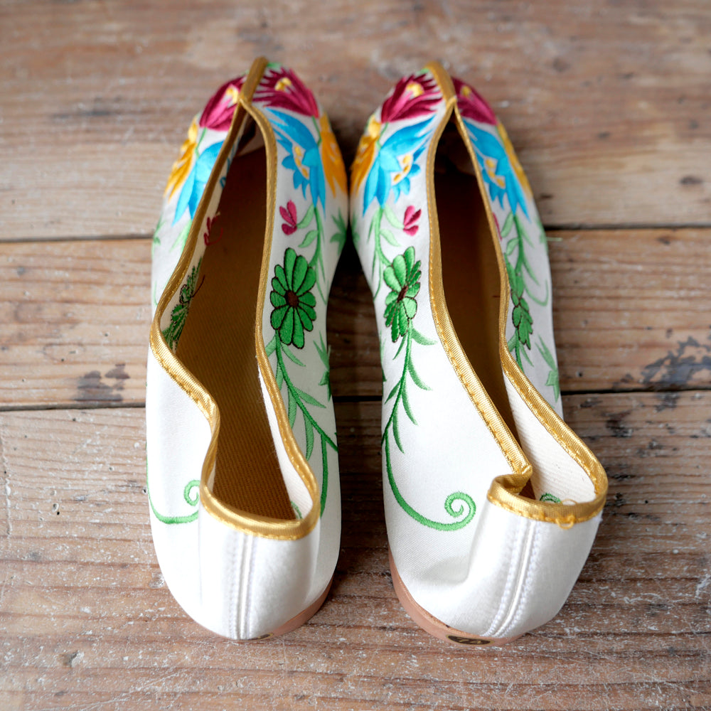 台湾刺繍靴(平劇シリーズ2)