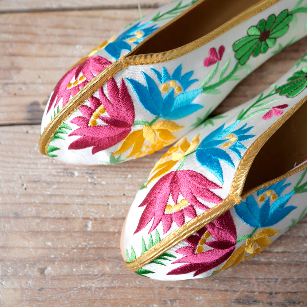 台湾刺繍靴(平劇シリーズ2)