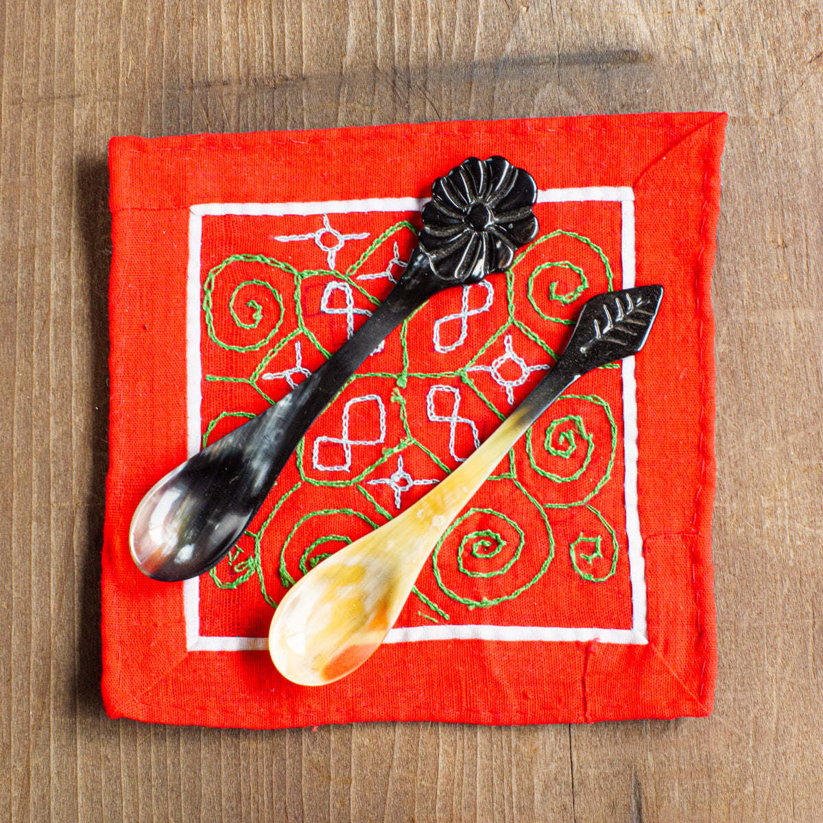 水牛角スプーン(植物型)