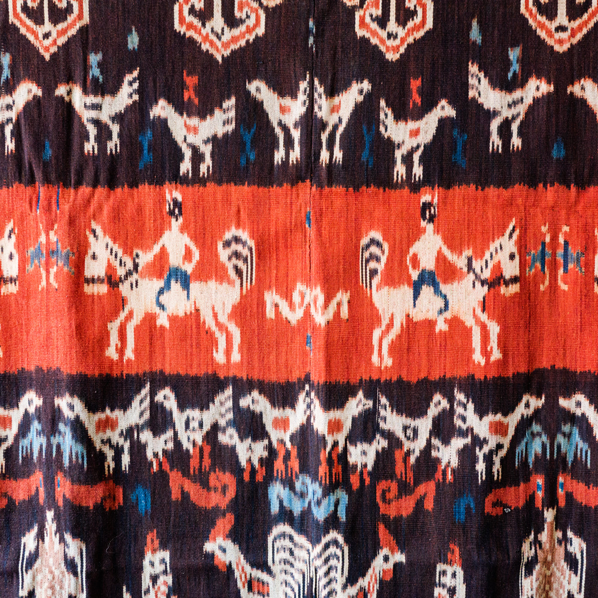 イカットタペストリー(アニマル)