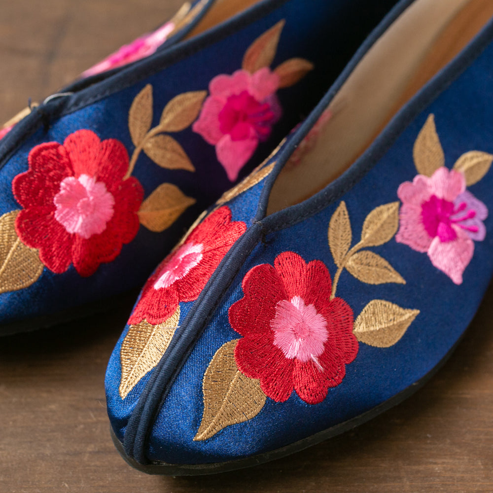 台湾刺繍靴(平劇シリーズ1)