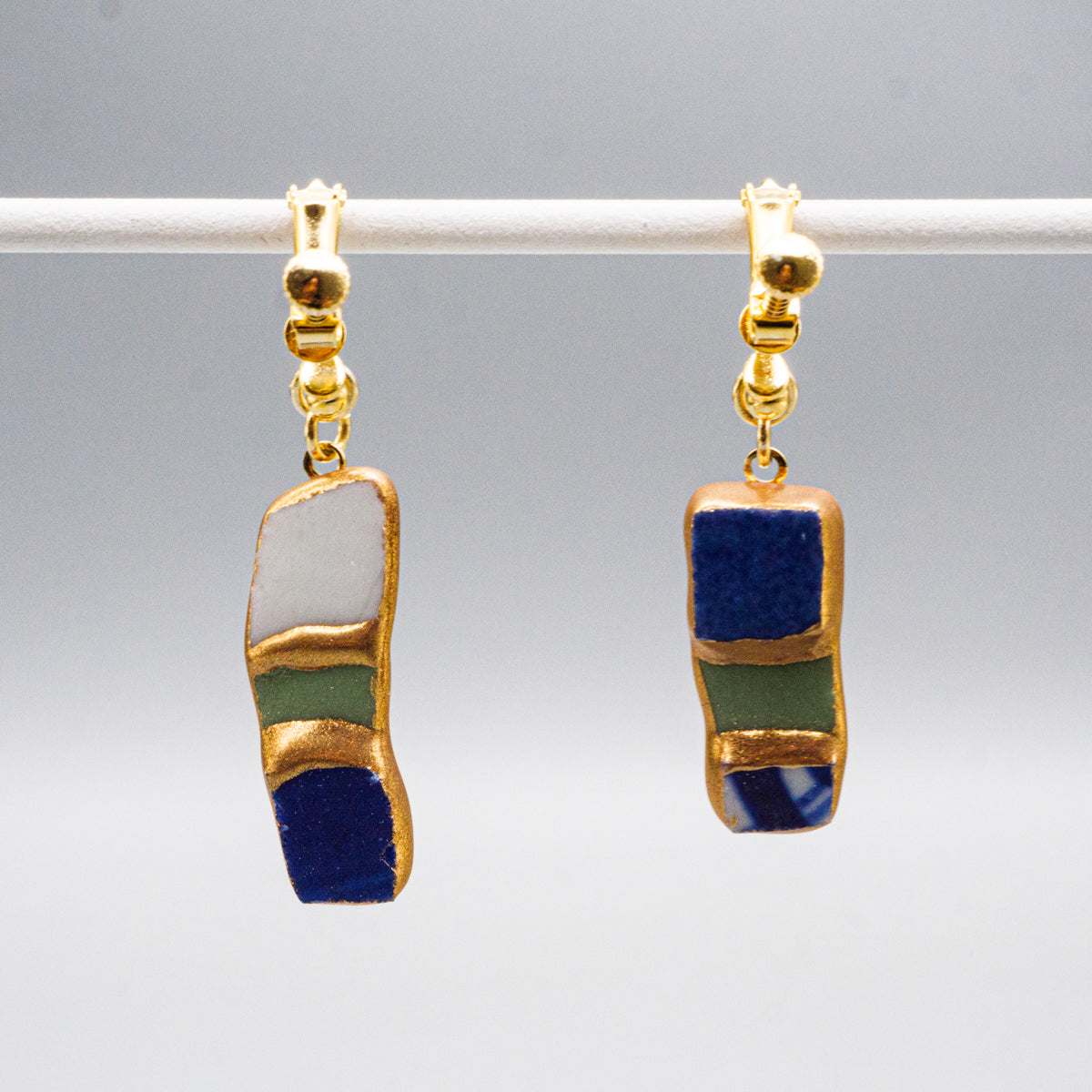 陶器片ピアス・イヤリング(yurariシリーズ)