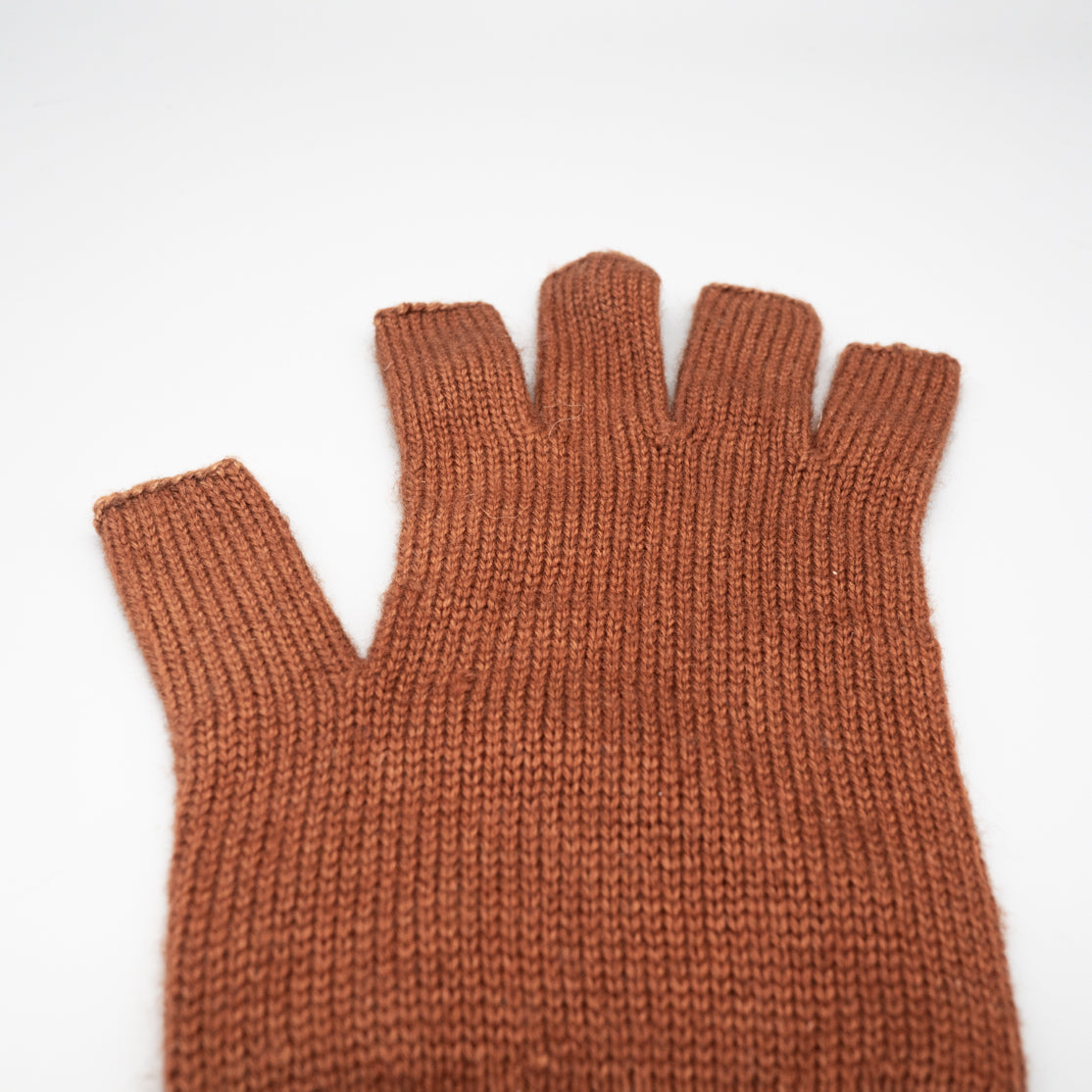 クルミ染めウールミトン