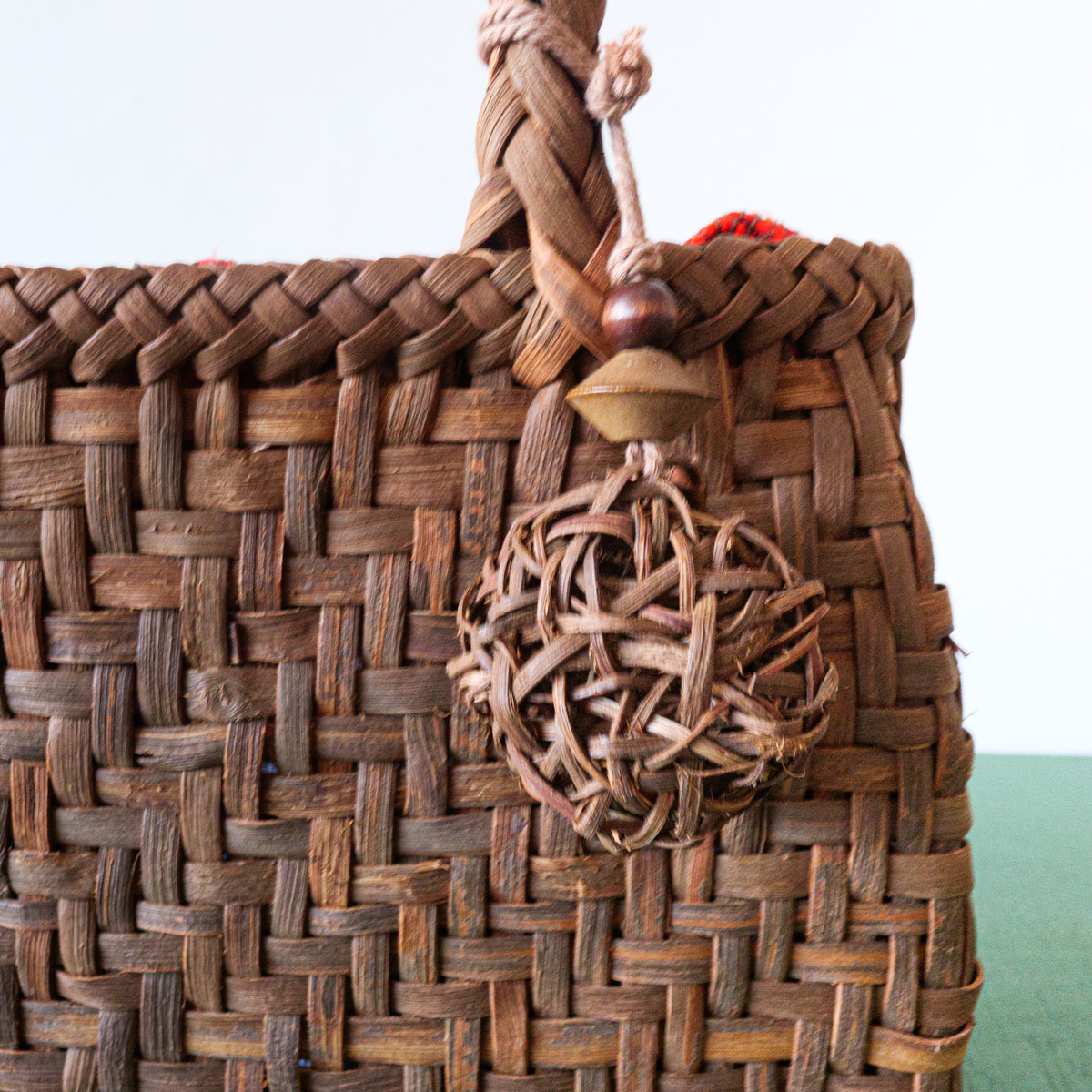 山葡萄バスケット(裂織中敷き)