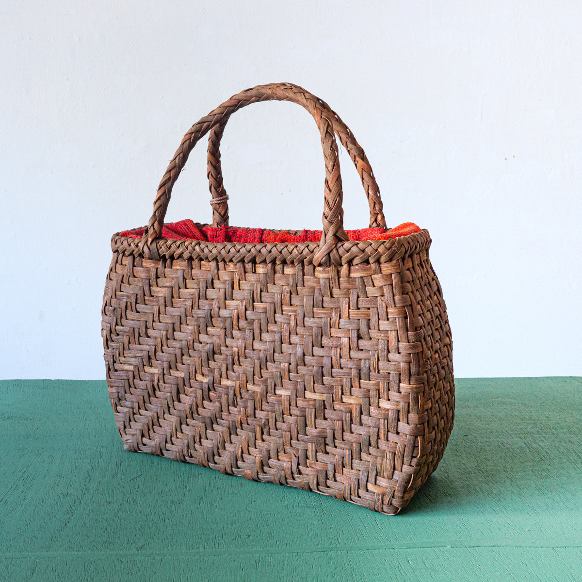 山葡萄バスケット(裂織中敷き)