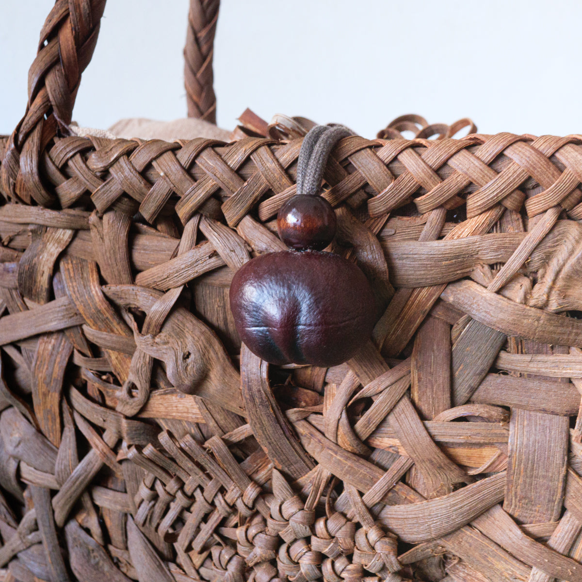 山葡萄バスケット(裂織中敷き)