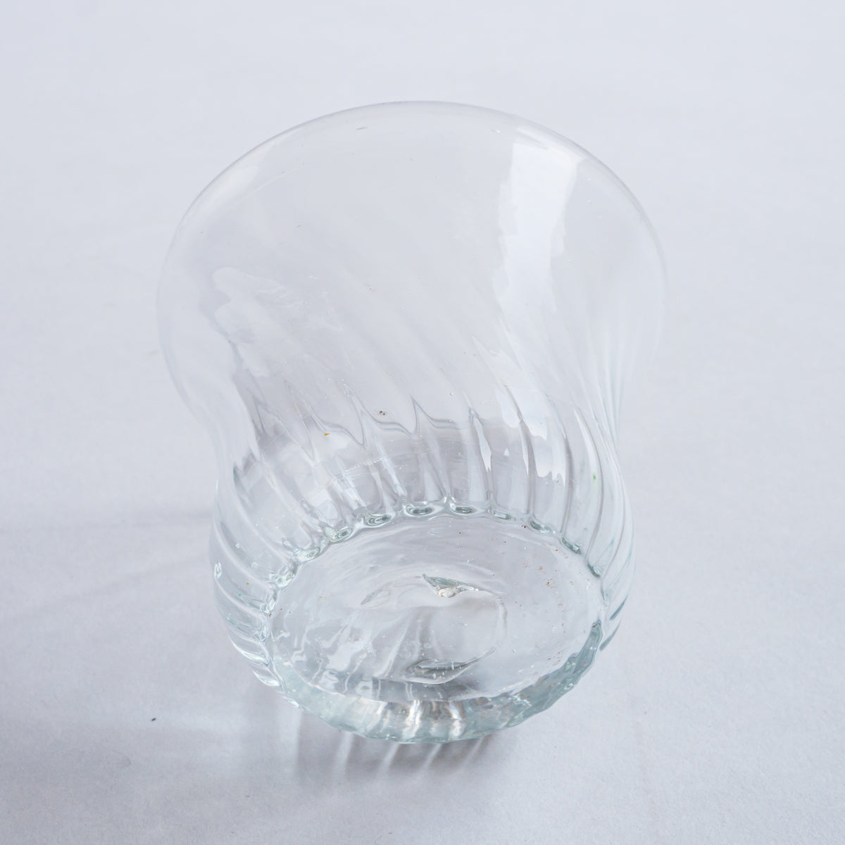 再生ガラスカップ（渦巻き）